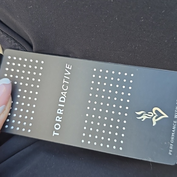 Torrid Black Wireless Wicking Sports Bra 44D NWT Active - Picture 7 of 11